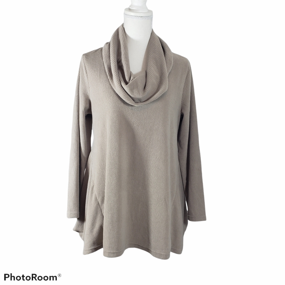 Soft Surroundings soft Brown cowl neck swing top Small Petite